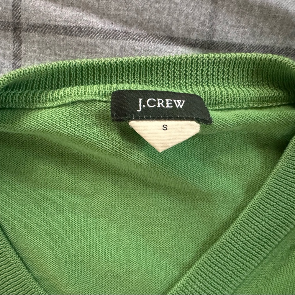 Light green cotton sweater